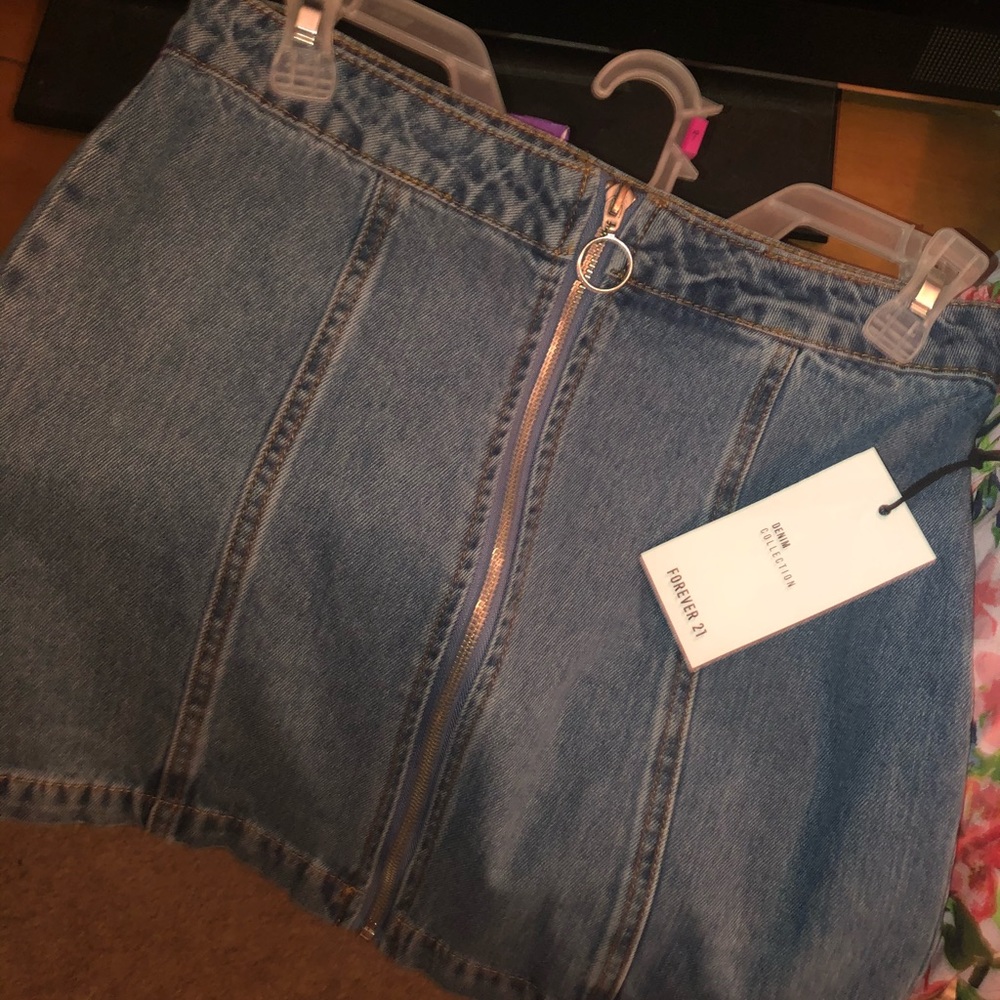 Denim skirt